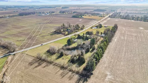 View/Area - 10402 N State Road 9, Pendleton, IN 46064 photo 3 of 7
