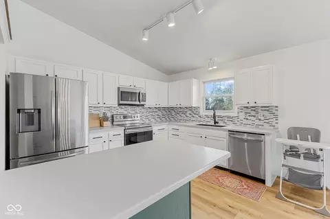 Kitchen - 10402 N State Road 9, Pendleton, IN 46064 photo 1 of 3
