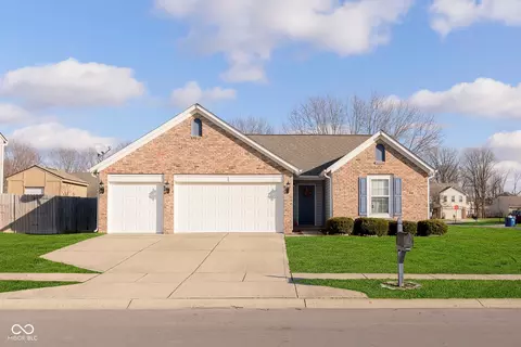 833 Inland Dr, Avon, IN 46123
