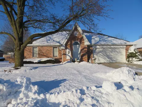 1356 Holiday Ln E #54, Brownsburg, IN 46112