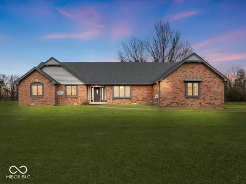 753 N 700 E, Franklin, IN 46131