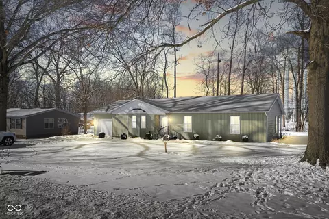 1104 Northwood Dr, Rockville, IN 47872