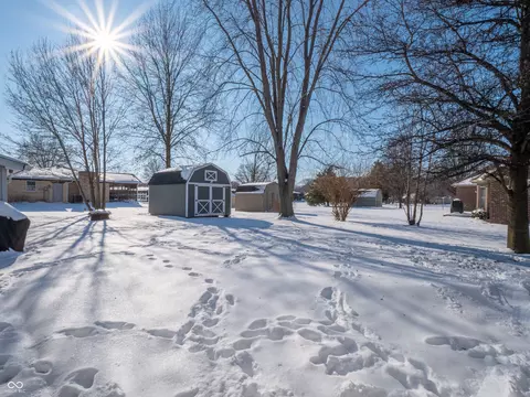 8231 Spring Valley Dr, Plainfield, IN 46168 photo 45