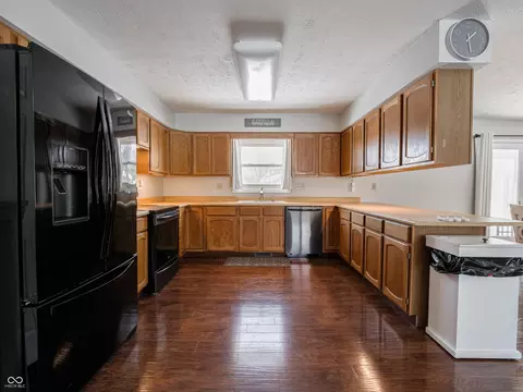 8231 Spring Valley Dr, Plainfield, IN 46168 photo 16