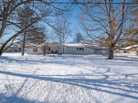 8231 Spring Valley Dr, Plainfield, IN 46168 photo 59