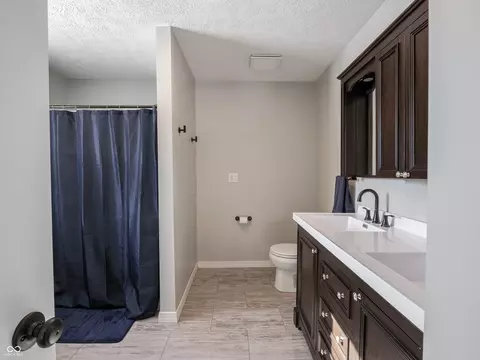 8231 Spring Valley Dr, Plainfield, IN 46168 photo 24