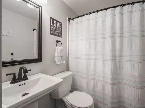 8231 Spring Valley Dr, Plainfield, IN 46168 photo 34
