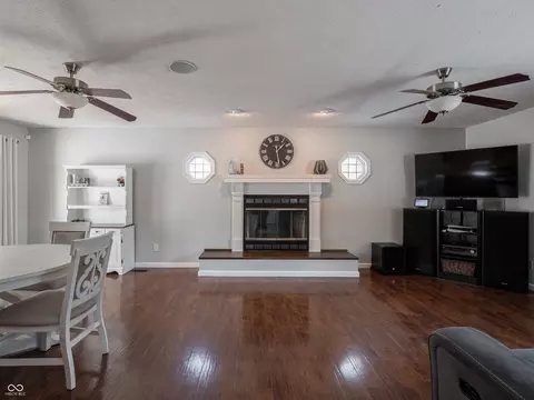 8231 Spring Valley Dr, Plainfield, IN 46168 photo 10