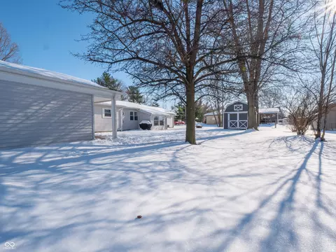 8231 Spring Valley Dr, Plainfield, IN 46168 photo 43