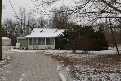 3209 E 700 N, Windfall, IN 46076