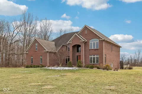 9263 Compton Farm Ln, Indianapolis, IN 46259