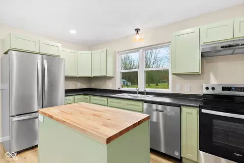 411 E Booe Rd, Austin, IN 47102 photo 12