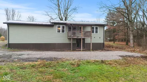 411 E Booe Rd, Austin, IN 47102 photo 4