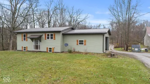 411 E Booe Rd, Austin, IN 47102 photo 7