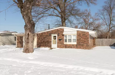 1842 Alton St, Beech Grove, IN 46107