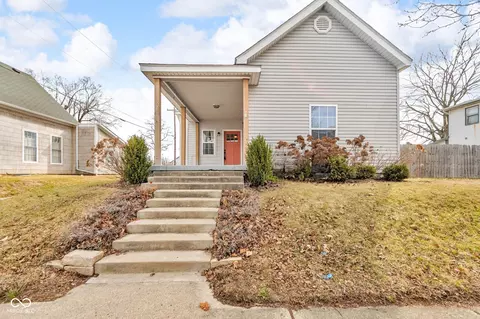227 W South St, Greenfield, IN 46140