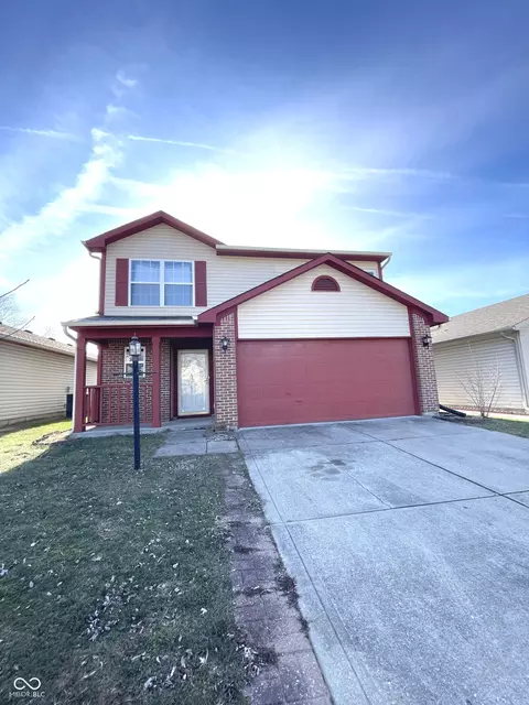 621 Meadows Edge Ln, Indianapolis, IN 46217