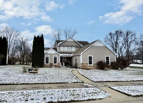 6531 Armstrong Dr, South Bend, IN 46614