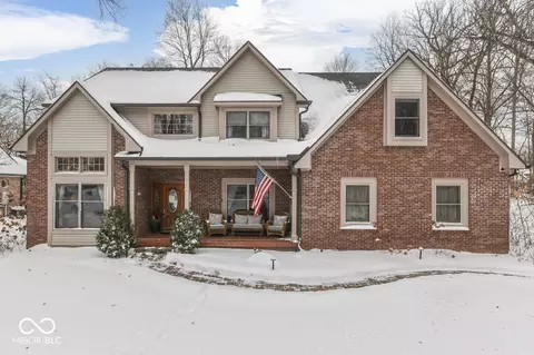7655 W Village Way, New Palestine, IN 46163