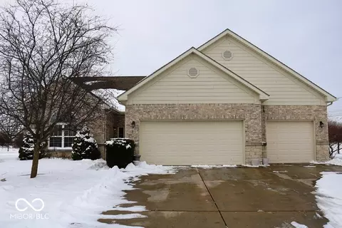 3 Hampton Ct, Crawfordsville, IN 47933