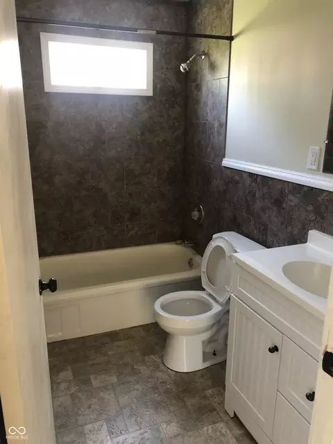 1900 E 24th St, Muncie, IN 47302 photo 17