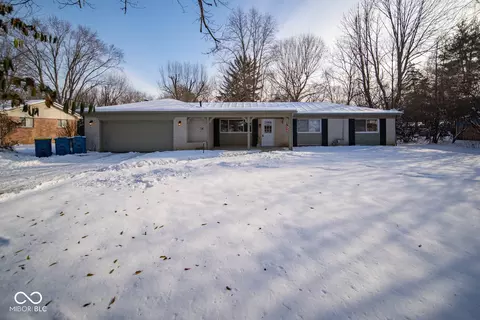 9869 Chambray Dr, Indianapolis, IN 46280