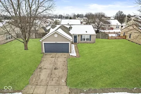 2021 Fullwood Dr, Brownsburg, IN 46112