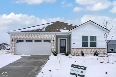 2046 Foothill Dr, Greenfield, IN 46140