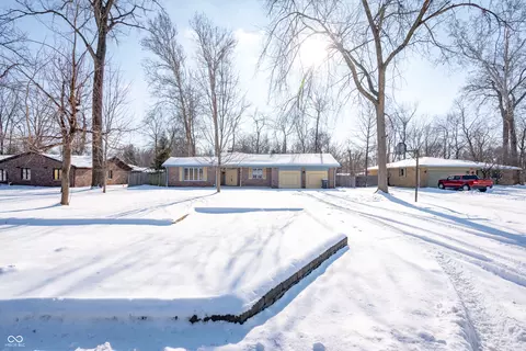 345 E Hickory Ln, Indianapolis, IN 46227