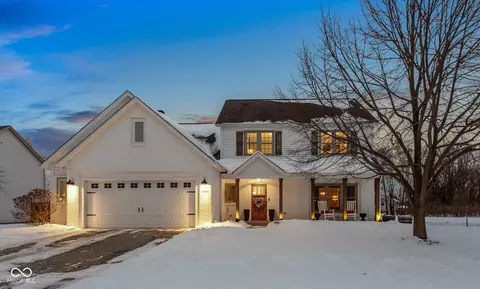17895 Hollow Brook Ct, Noblesville, IN 46062