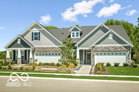 17242 Cole Evans Dr, Noblesville, IN 46060