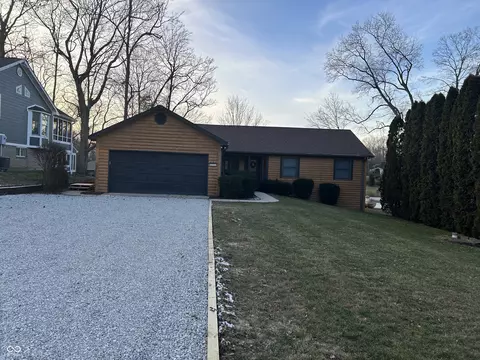 421 Jefferson Vly, Coatesville, IN 46121
