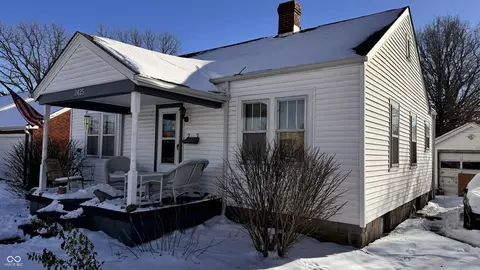Exterior - 2425 17th St, Columbus, IN 47201 photo 2 of 4