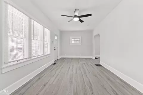 5116 E St Clair St E, Indianapolis, IN 46219 photo 10