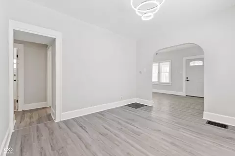 5116 E St Clair St E, Indianapolis, IN 46219 photo 14