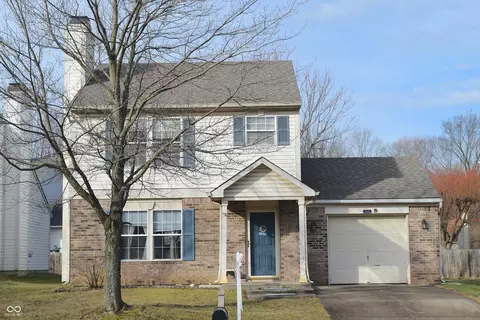 504 Grand Woods Dr, Indianapolis, IN 46224