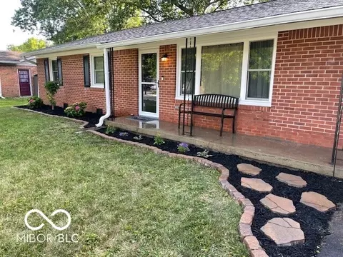 81 Middleton Rd, Franklin, IN 46131