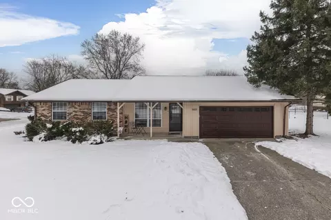 1611 Vineyard Ct, Indianapolis, IN 46260