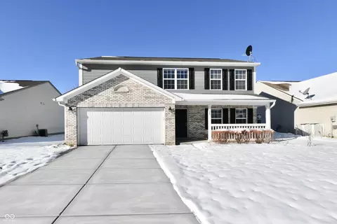 126 Hilltop Farms Blvd, New Whiteland, IN 46184