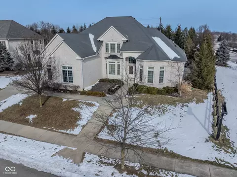 14516 Copper Ridge Dr, Fishers, IN 46040
