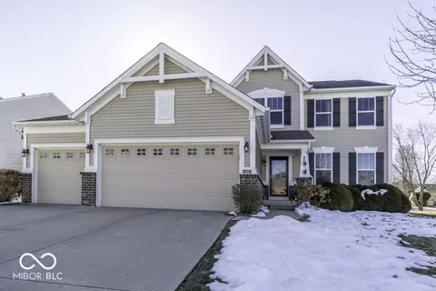 1514 Lavender Ln, Greenwood, IN 46143