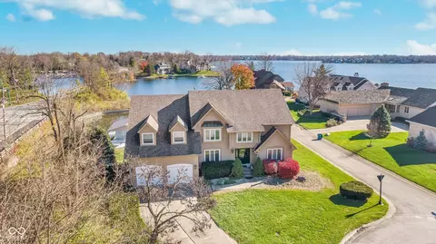 9667 Spruance Ct, Indianapolis, IN 46256