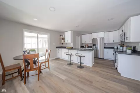 Kitchen - 6223 S 425 W, Pendleton, IN 46064 photo 1 of 4