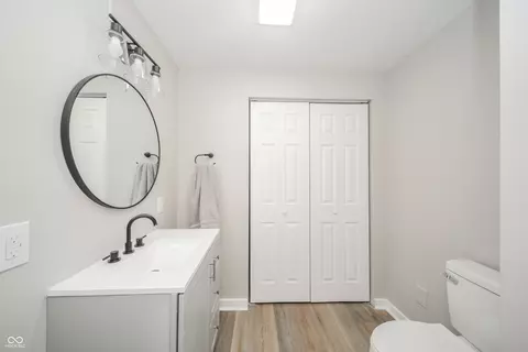Bath - 6223 S 425 W, Pendleton, IN 46064 photo 1 of 3