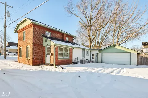202 W 3rd St, Sheridan, IN 46069