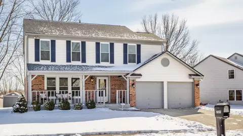 7669 Camberwood Dr, Indianapolis, IN 46268