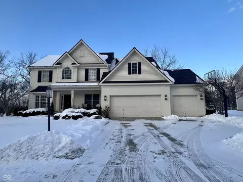 8636 Sommerwood Dr, Noblesville, IN 46060