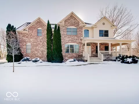 10361 Creektree Ln, Fishers, IN 46038