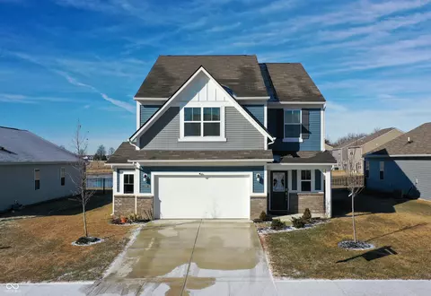 2378 Dixon Creek Dr, Whitestown, IN 46075