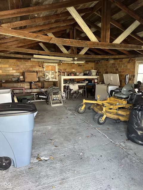 253 E Wood Ave, Universal, IN 47884 photo 5